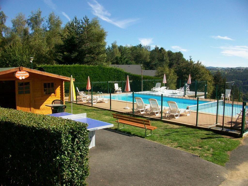 Vvf Aubrac Hotell Chaudes-Aigues Eksteriør bilde