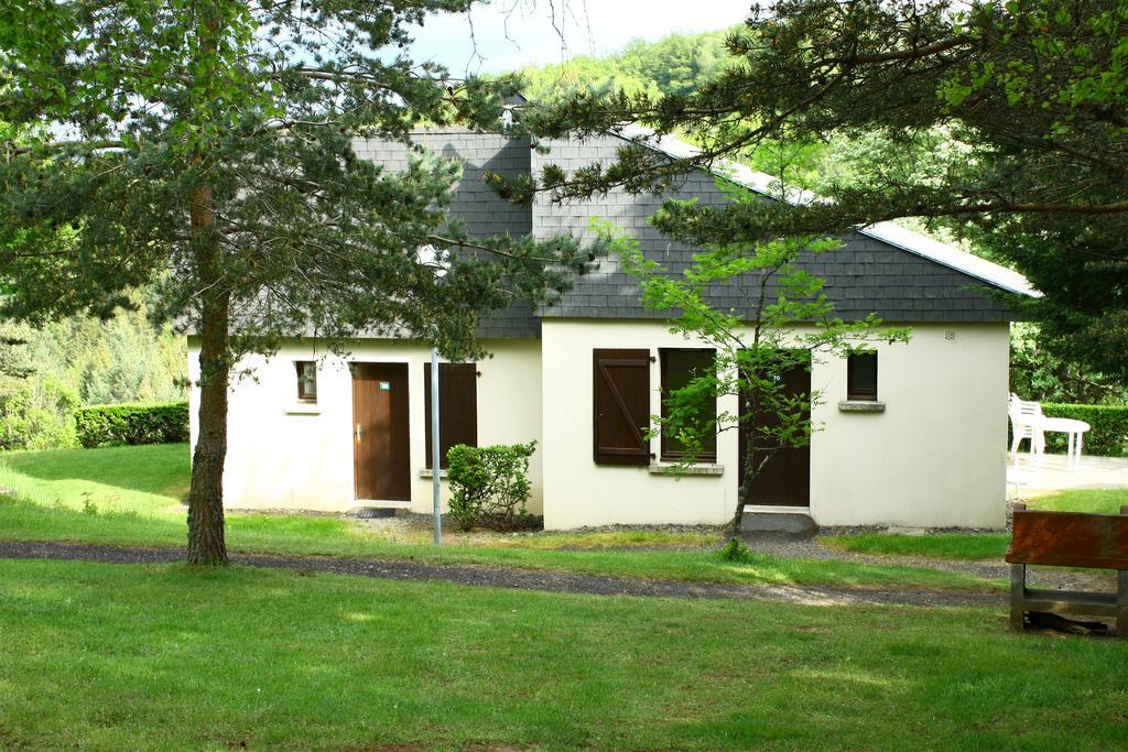 Vvf Aubrac Hotell Chaudes-Aigues Rom bilde