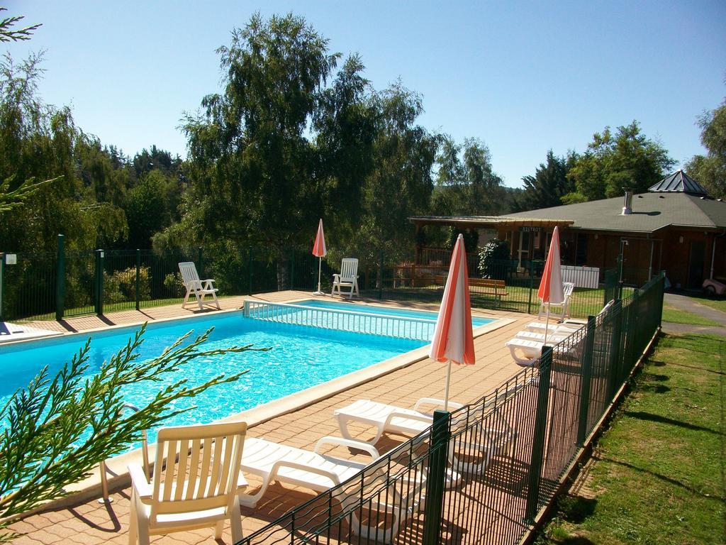 Vvf Aubrac Hotell Chaudes-Aigues Eksteriør bilde