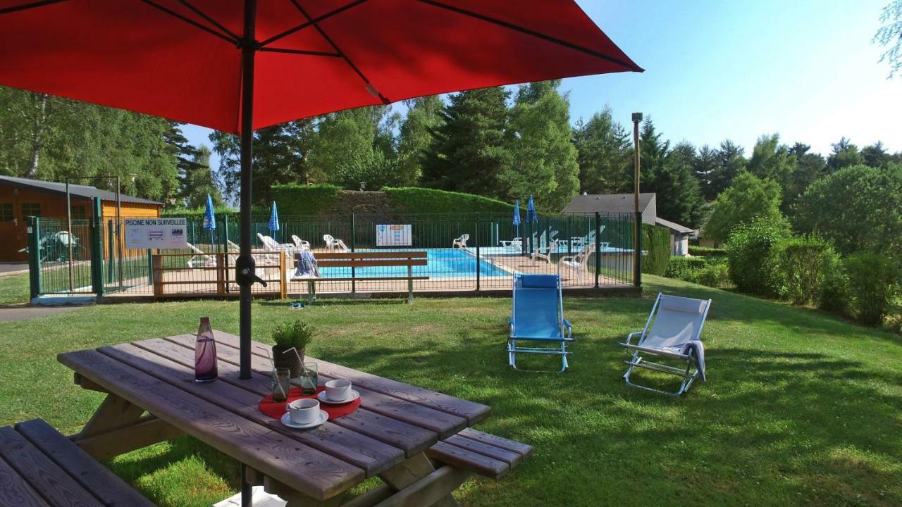 Vvf Aubrac Hotell Chaudes-Aigues Eksteriør bilde