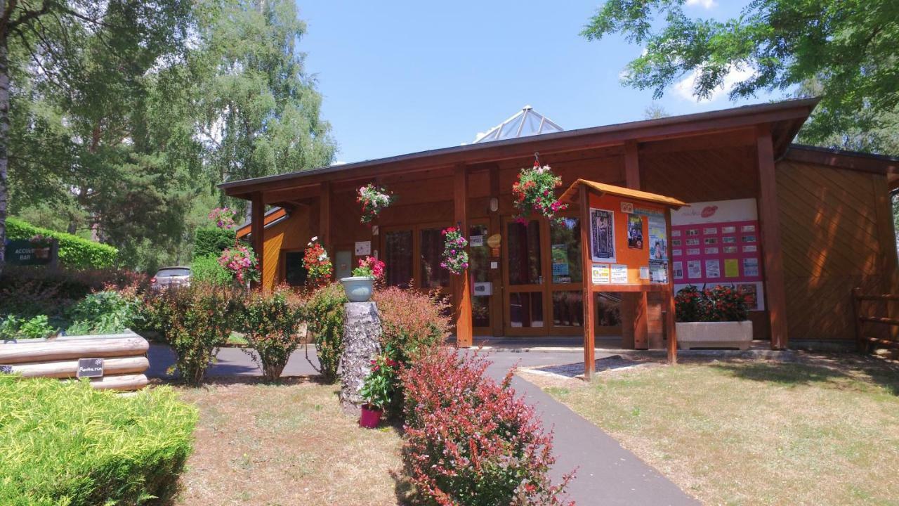 Vvf Aubrac Hotell Chaudes-Aigues Eksteriør bilde